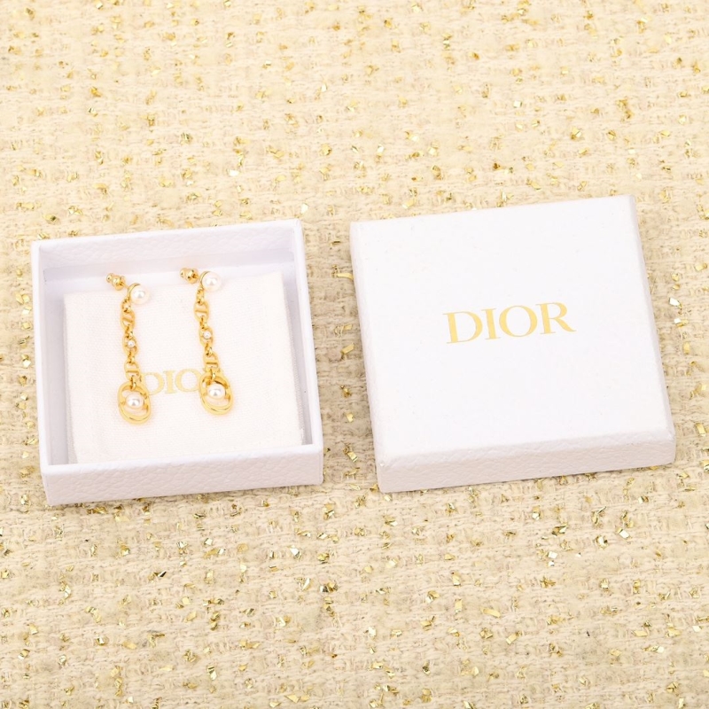 chr1st1an D10r earrings